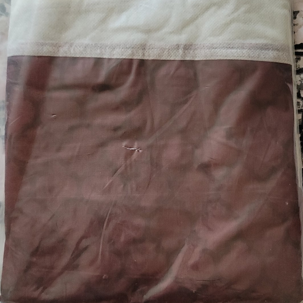 BEDSKIRT 🤍💜